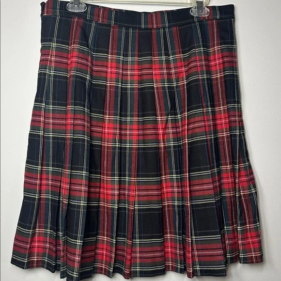 Brooks Brothers red black tartan plaid pleated skirt knee length size 12 - Picture 3 of 7